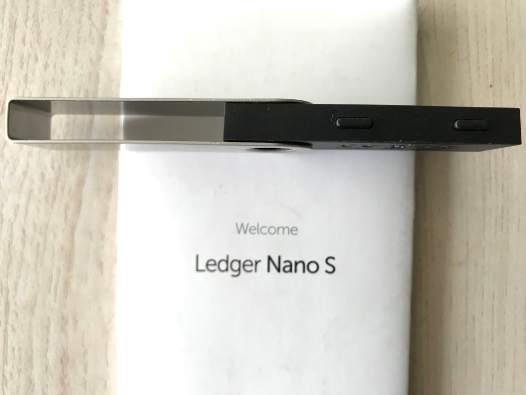 Ledger Nano S Button
